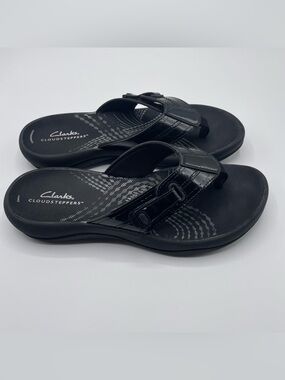 Clarks Womens Breeze Reyna Cloudsteppers Flip-Flop Sandals Black Cushioned, Sz 7